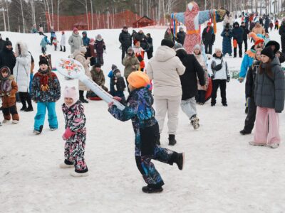 Детские групповые программы на Уктусе!